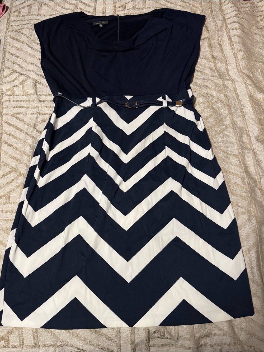 Women’s dress